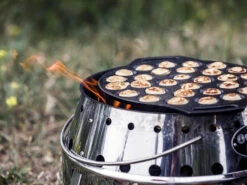 Petromax Gietijzeren Poffertjes Pan -Petromax || Napoleon || Big Green Egg Verkoop petromax gietijzeren poffertjes pan 4